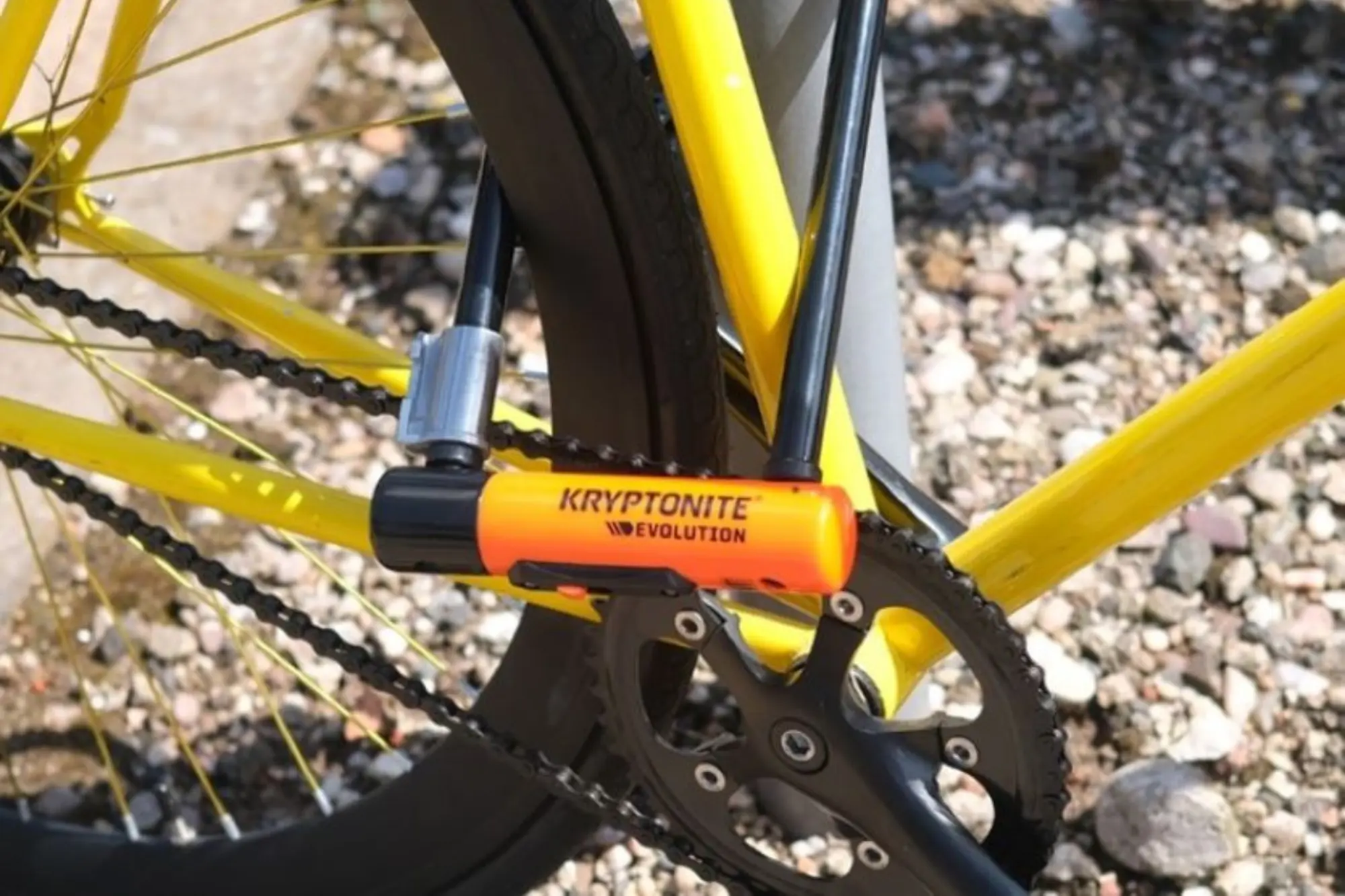 antivol-velo-825udo.webp Antivol vélo électrique : nos conseils protéger votre vélo – Image 1
