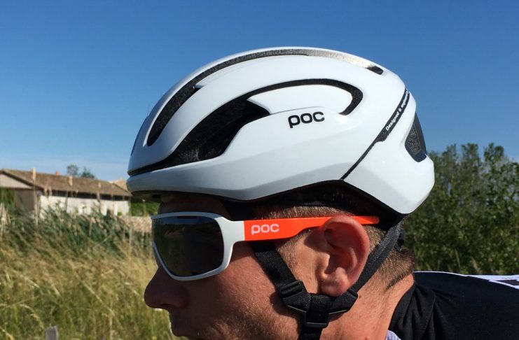 casque-velo-route-465upi-1.jpg Casque vélo route Poc protection, confort et technicité – Image 1