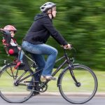 Porte bébé vélo, comment le choisir? – velomaxou