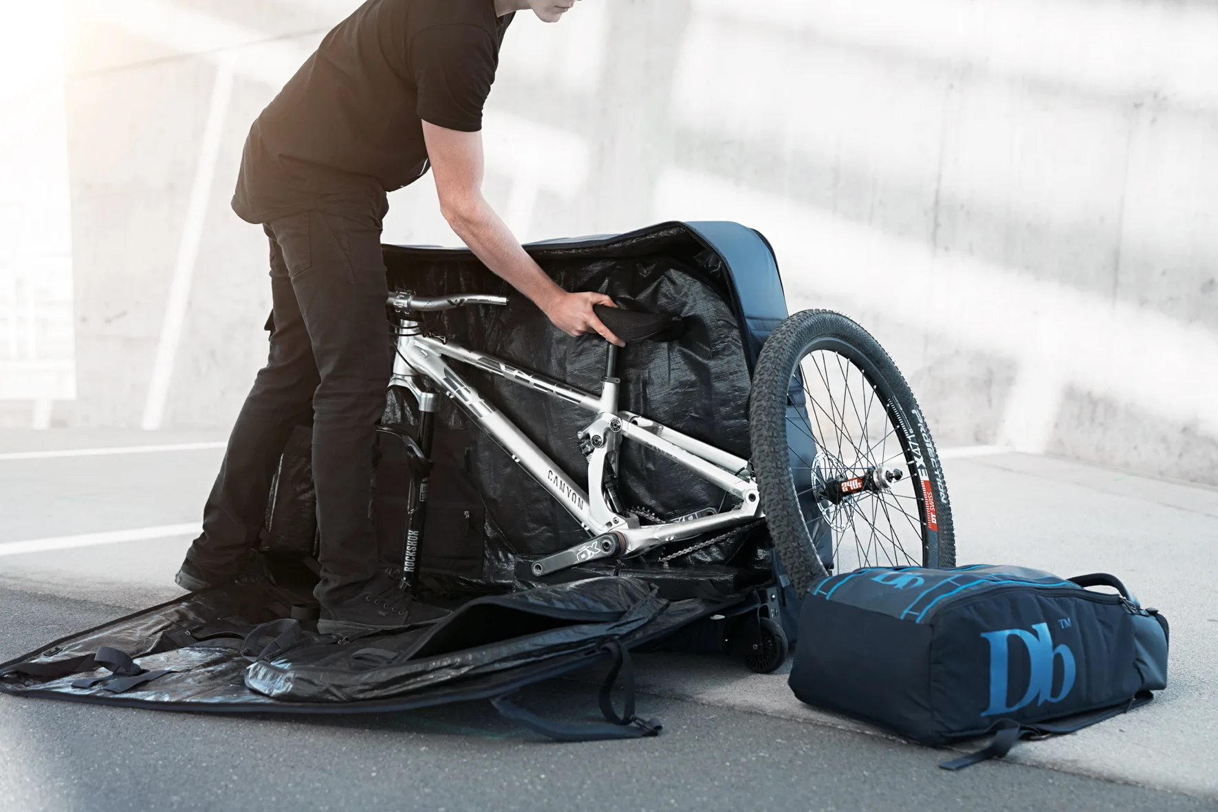 sac-velo-264fxb.webp Les meilleurs housses de transport pour vélo et comment bien choisir – Image 1