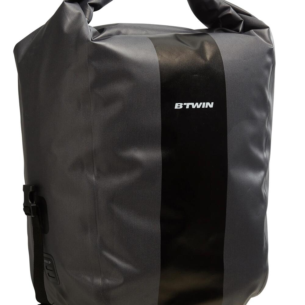 sacoche-velo-decathlon-390mti-1.jpg SACOCHE VELO 900 25L IMPERMEABLE B'TWIN: notice, réparation – Image 1