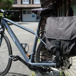Test – Sacoche double 540 pour porte bagages, un basique de plus chez Decathlon Transition Vélo